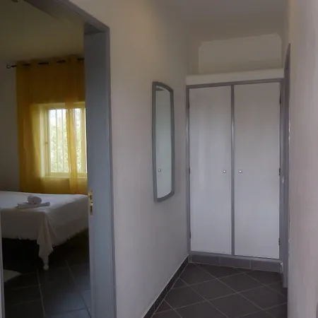 Quinta Girassol Апартаменты *